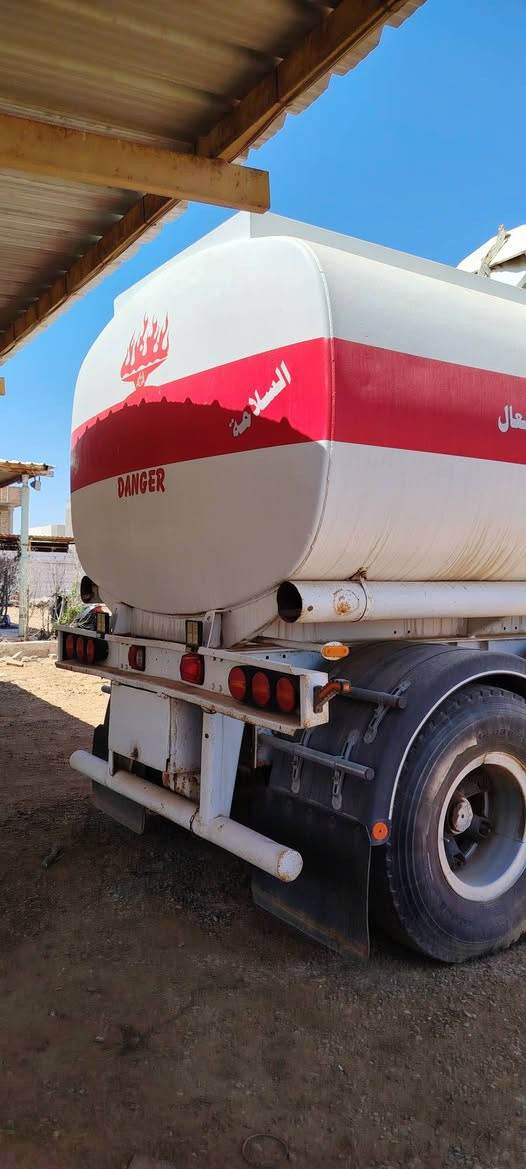 سلام عليكم صهريج كايل بريص للبيع استفسار عل الرقم ***********
