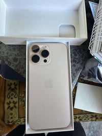 ايفون 16. برو ماكس بطاريه 91. نضافه 100.  سعر 1300. . 07774553316