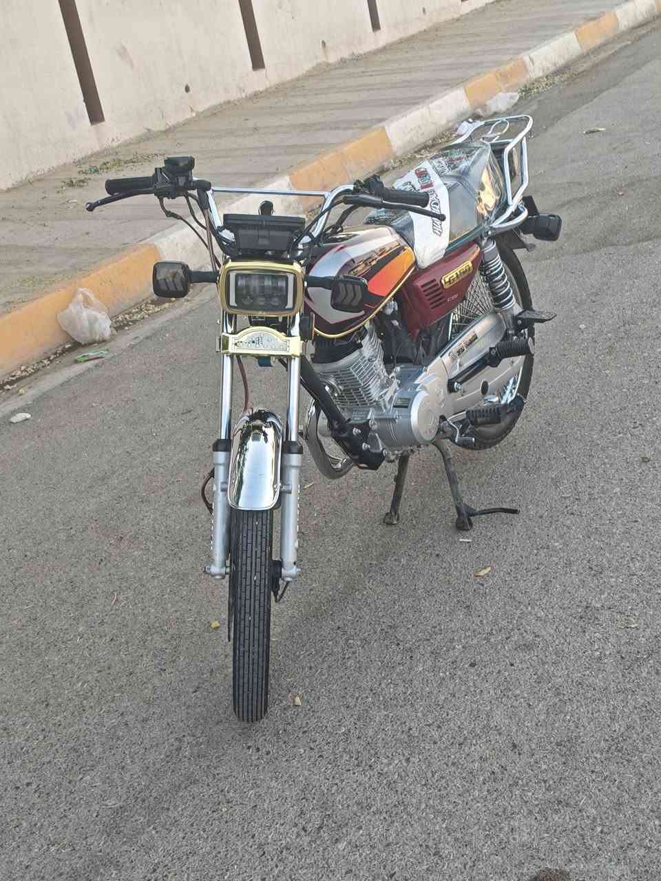 4كير موديل 25 دراجه اخو الصفر
ماشي 3الف كهربايات رباعي عالي ناصي كله شغال ومكفول 
السعر 725 وبي مجال للشراي 
*********** الشراي يتصل 
مكاني كركوك ممدوده
