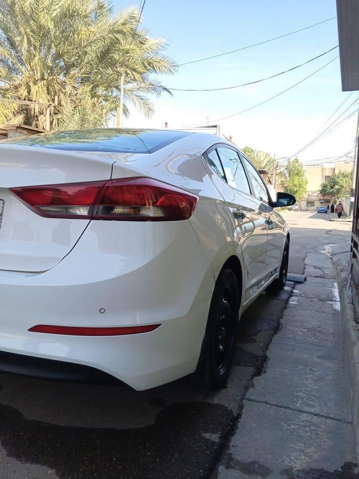 سلام عليكم النترا 2018
متومه سليماني 

مكفوله كير مكينه خير من الله

بانزين مكينه 1800دكش عالي 

سياره سبورت رياضي 

كشنات حضن. 

تدفه وتبريد فول ويه سويج 

سعر 65

مكاني البصره. 

 وتساب ***********
