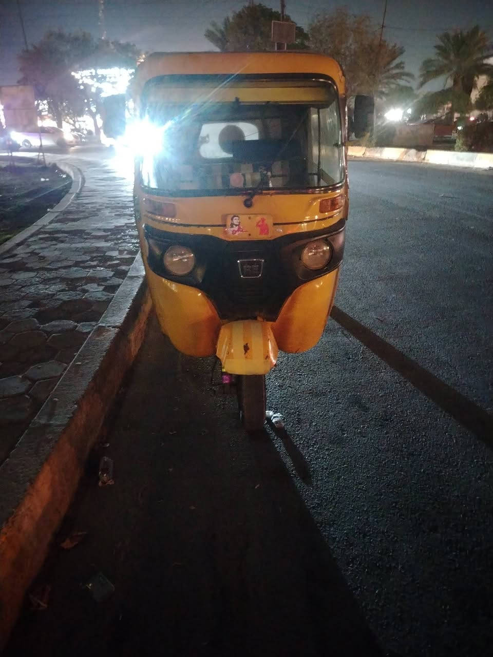 سلام عليكم تكتك للبيع موديل ١٨ شهر ١٢ تكتك خير من الله  رقمي*********** السعر ٥٠٠٠
