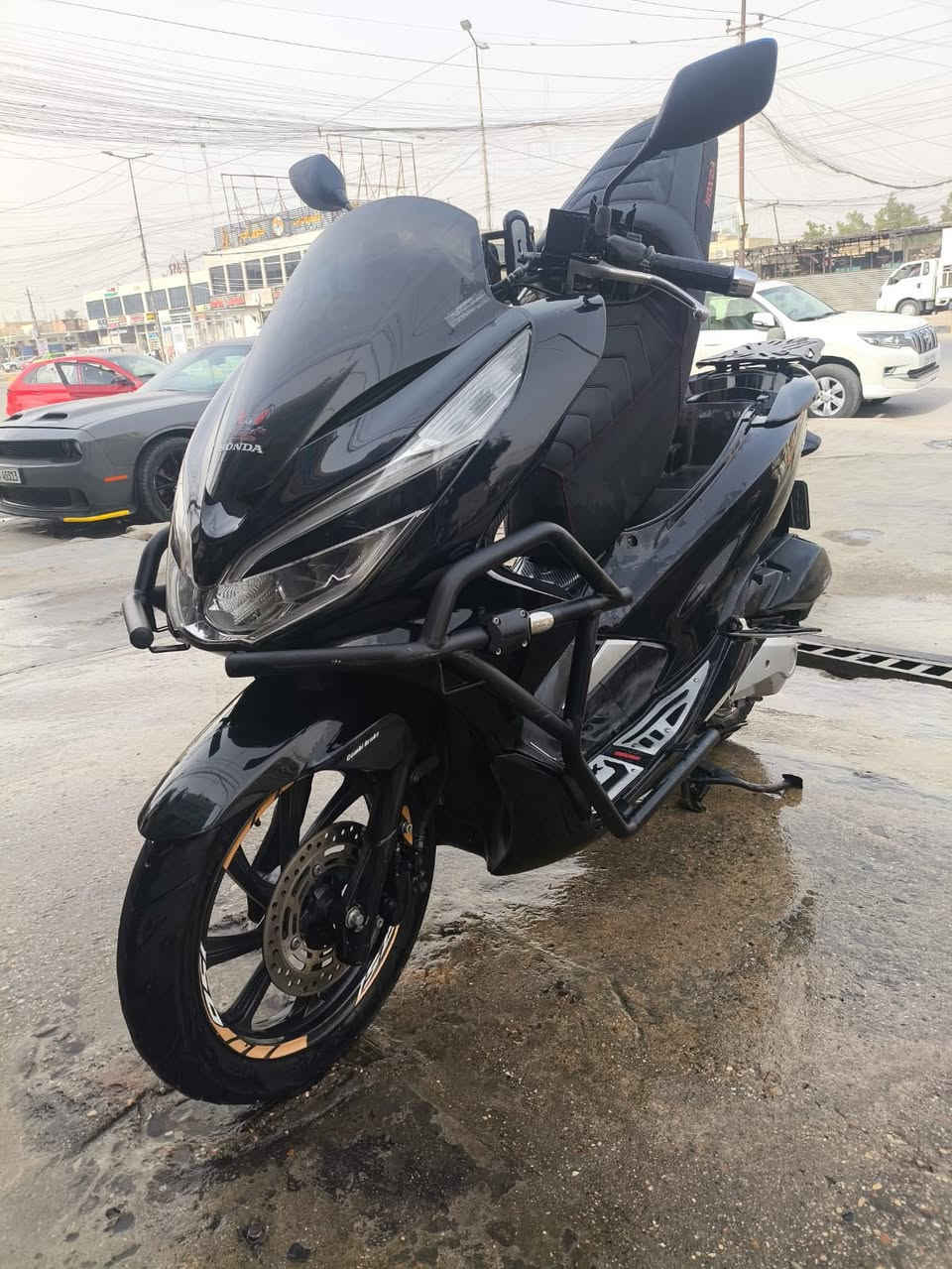 سلام وعليكم بي سي اكس جيل 3للبيع مرقمه رقم وسنويه دراجه جديده ماشيه قليل 18الف العنوان بغداد حي اور تفاصيل اكثر اتصل ***********
