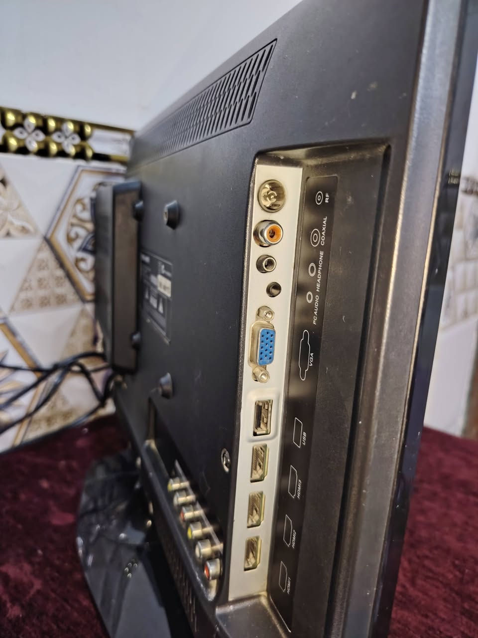 السلام عليكم
وينهم الي يدورون شاشة بيها AV
اخوان شاشة للبيع بيها جميع المنافذ الي تحتاجها 
3HDMI
1VGA
2AV
حجم الشاشة 20 بوصة
السعر 50 الف قفل 
متوفر توصيل.


**إذا كنت صاحب هذا الإعلان وتريد حذفه لأي سبب، رجاءا أرسل رسالة إلى الدعم الفني**