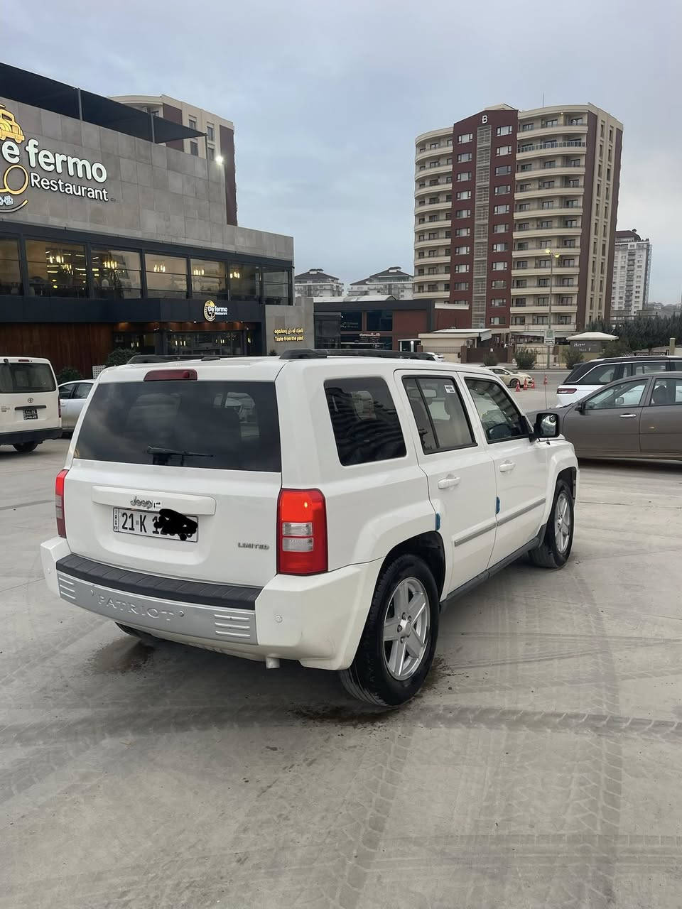 بةناوي خواي گةورة
جيب پاتريوت مةكينة گةورة.....2.4
مووديل 2010. سبي بةفري
نرخي 104  گةلاو كةميك مةعامةلة
لةسليمانيم بوو بةيوةندي كردن 
***********
***********
يةك درگاي بوياخة بةبي ناوگرتن سونةريم داناوة
ناوزةرد...گير ئتوو ماتيك...گير عادي.....
گوشن هيتةر....شغال....بلاجكتور
سةنةوي وو رةقةمي تازة....گيروو مةكينةي بةشةرت
78 هةزار روشتووة...مالي دوستة ديناريك مةسرةفي نيية
تةبريد مةزبوتة...گةرمي مةزبوتة...كارةباهي مةزبوتة
تايةي تازة...باتري تازة  مالي دوستة سةيارةكة زور جوان ماوةتةوة  خزمةت كراوة ..شاشةو كاميرا..تحديد سورعة.تكاية لةسعر نازانيت و مشتةري نيت تيل مةكة لةگةل ريزدا
