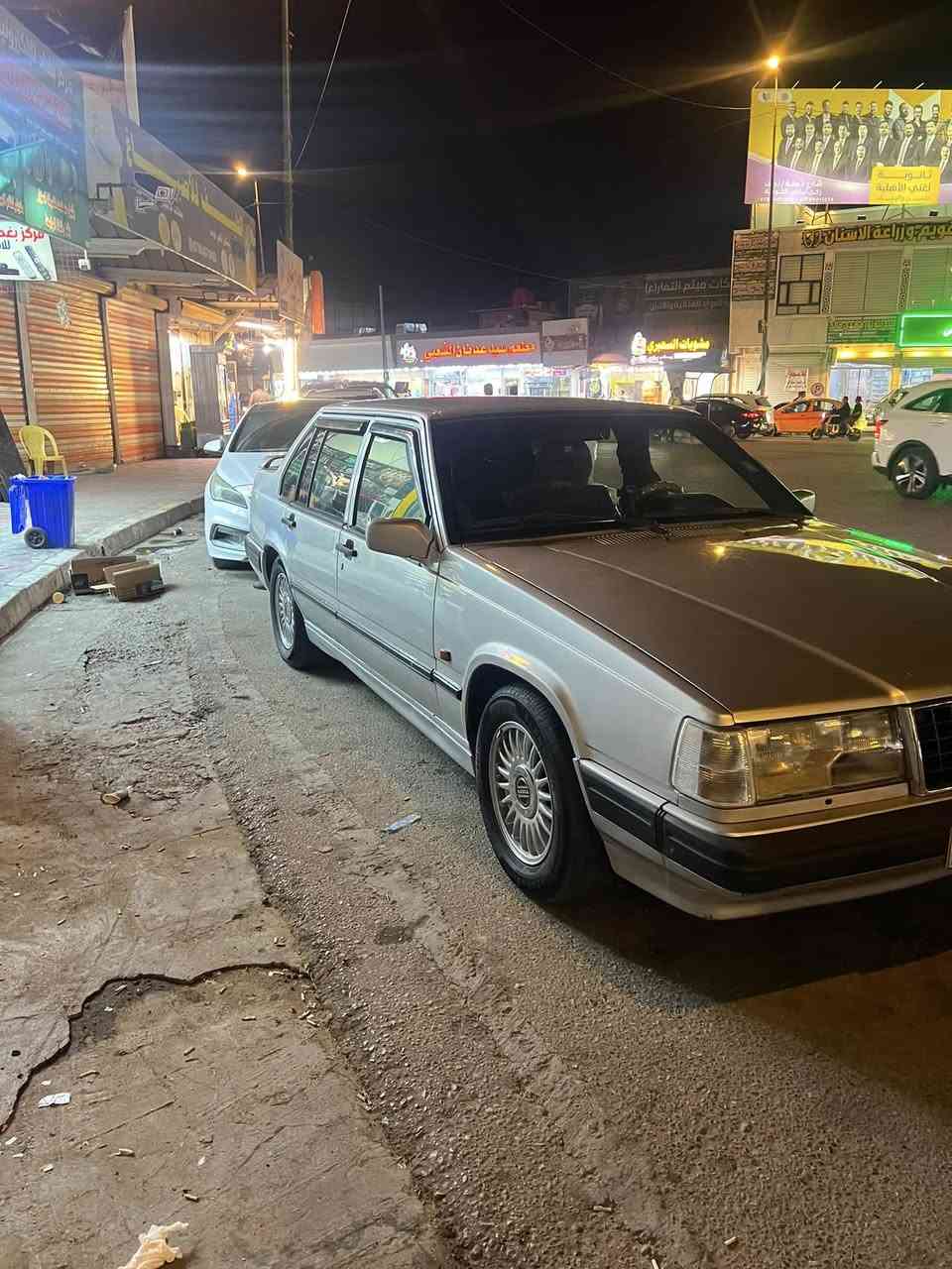 سلام عليكم
للبيع فولفو موديل 1992

سيارة نظيفة ومعتنى بيها، جاهزة للاستخدام وما تحتاج صرف.
بلكتات +بخاخات +فيتبم كلة جديد +تانكي جديد 
فريز جديد 

* حدادية ممتازة
* مكينة نظيفة وتبريدها شغال
* دواخل نظيفة جداً
* كشن (داخلية) نظيف ومرتب
* السيارة مكفولة من ناحية الشغل
* مصبوغة عام
* رقم بابل

السعر: 67 (قابل للتفاوض بحدود المعقول)

للاستفسار والاتصال:
*********** واتساب
*********** اتصال
