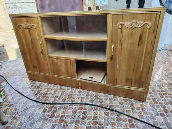 بوفيه مترين اخت الجديده استعمال شهرين بيع مستعجل السعر125بيع مستعجل العنوان حله ورديه خارج قرب علوت المخضر يم البسطيات مال المخضر  *********** نجاره ع شرط
