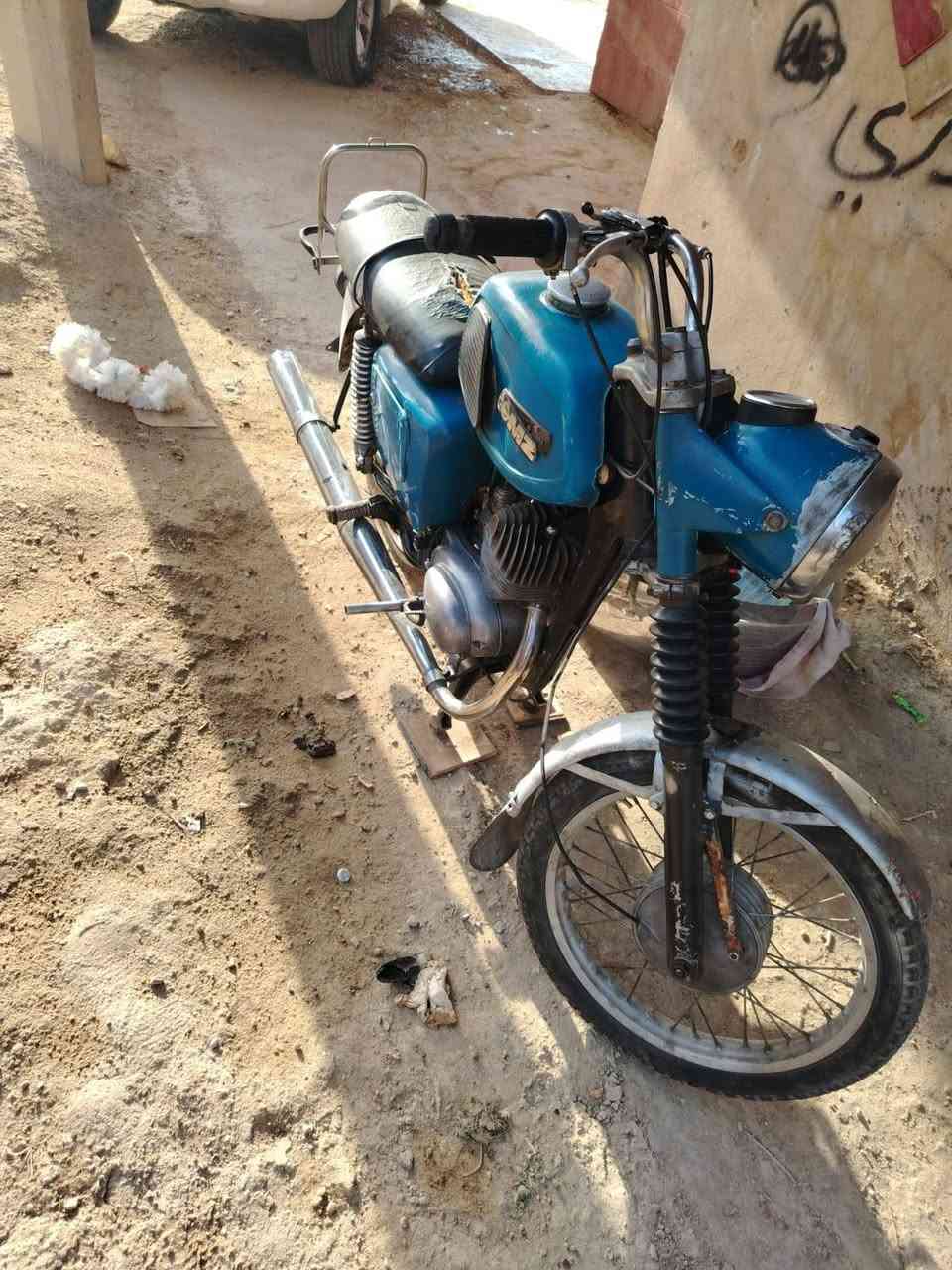 ورشه زيد لتصليح الدراجات الهوائية  والشحن وبيع المواد الاحتياطية الفرع الثاني الخمسه كيلو قرب حديقه طيور الجنه مجاور زنود الست الحمداني 
هاتف 
وت سناب***********
للبيع
