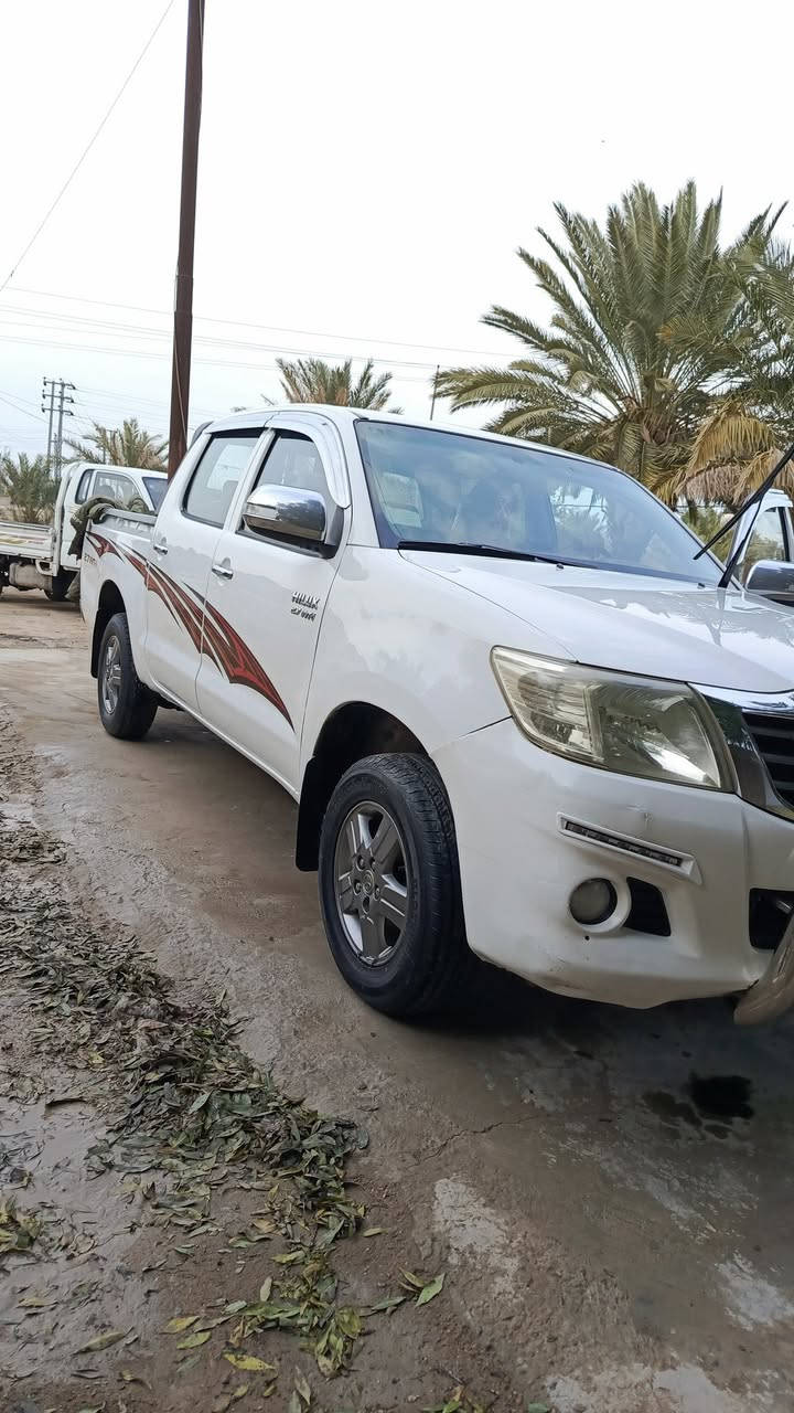 بيكم  فلاونزه كويتي موديل 14 رقم واسط سنوية جديده 
شاصي 19 
 مكفوله من كل شي 
ماعدى بارد قليل جدا بلذيل الخلفي موضح بلصور 
گير ومكينه بلاد مكفولات من الفتح 
السياره ع حالة الشركه 
لا ضربه ولا صبغ ولا تبديل 
مكاني كوت عارضهة ب 188 وبيهة مجال للشراي اتصل ودلل ***********
