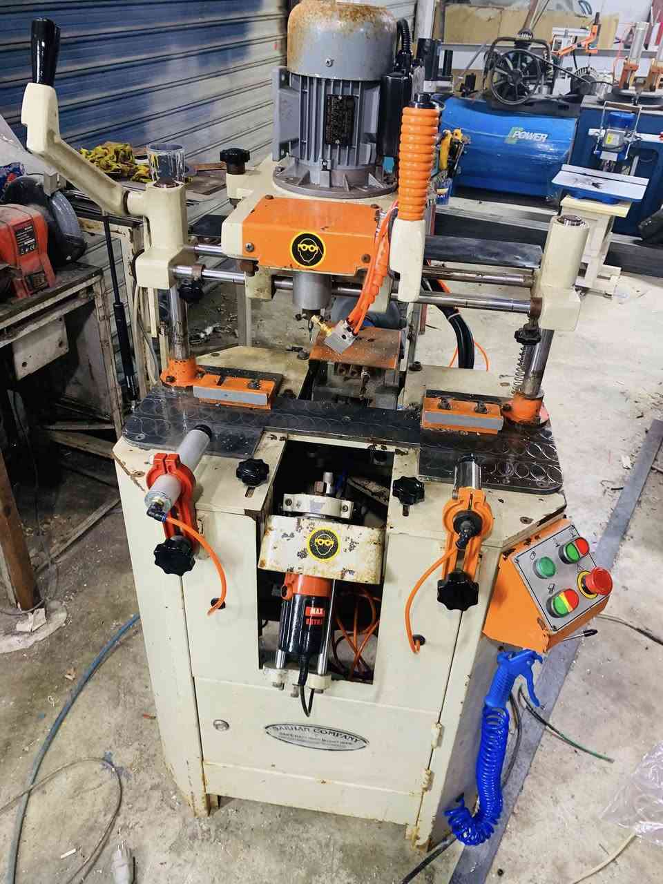 للبيع فرازه كيلون نضام تبريد تشتغل المنيوم وpvcجاهز للشغل
يوجد توصيل حسب الأتفاق 

***********

***********
