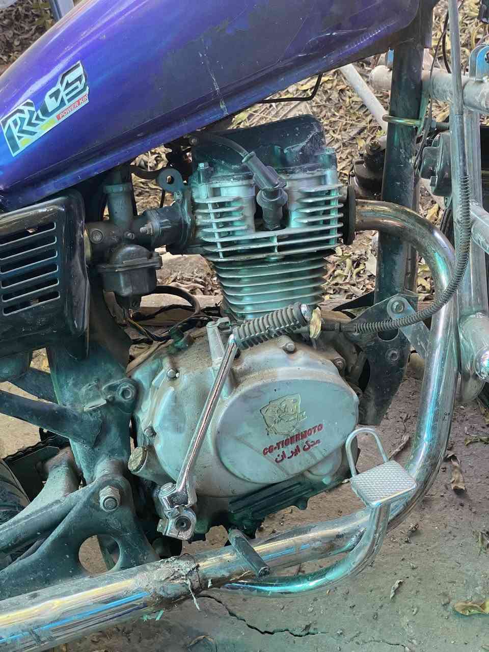 دراجه تايكر اربعه كير
لا تنقيص لا تبخير خير من الله مكينتها
كهربائيات كلها شغاله 
موديل 20 
مكاني بغداد الكرخ سعرها 275 الف 
للاستفسار ***********
مراوس عادي
