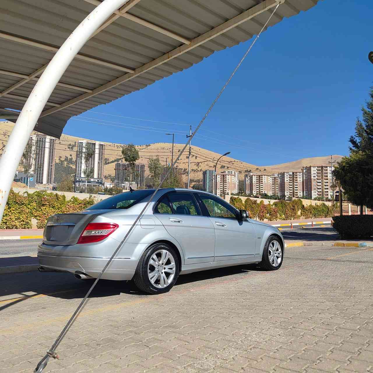 سلام عليكم...
للبيع....
مارسيدس C350🔴 
موديل: 2008🔴
مكينة: 6 سلندر 3.5 ما مفتوح 🔴
أداء: 272 حصان, 350 نوتن متر عزم🔴
صبغ: صندوق و جاملغين خلفي و باب، بدون دواخل🔴 وبدون ايرباك
ماشية: 146 الف كيلومتر🔴 
مواصفات: مود سياقة كومفورت و سبورت, كشنات🔴 كهرباء, حساسات امامي و خلفي، سكان فوليوم، تحديد
سرعة، لايتات يتحرك مع الانعطاف 

تحويل و كلشي بشرط، السنوية ساقطة، رقم سليماني🔴

سعر: ١١٠ ورقة و مجال🔴
مكاني سليمانيه
***********
