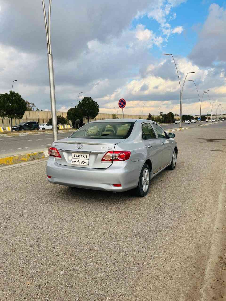 تۆیۆتا کرۆلا مۆدێل 2013 خەلیجی مەکینە بچوک  چوار پارچەی بۆیاخە بێ ناو گرتن   بێ تەقەو رەقە  گیرو مەکینە تەبرید بەشەرت   سەنەوی بەسەر چوە سحری 103مەجالیکی کەم  شوین هەولیر *********** أربيل, العراق
