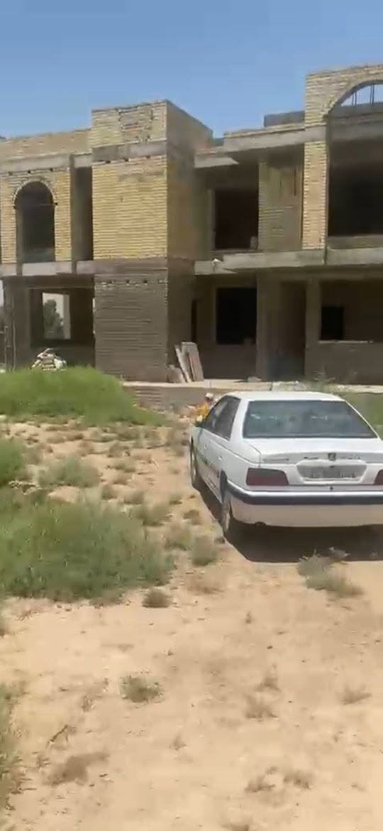 دونم طابو ملك صرف
يحتوي على دار فخمة قيد الانشاء 
الموقع بغداد ٧ نيسان وتفاصيل اكثر ☎️***********
