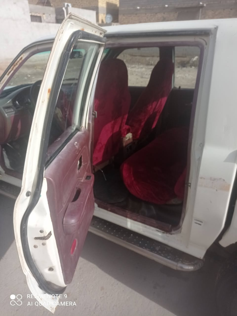 يالله سلام عليكم دير موديل 2011رقم ذي قار سنويه 2030رقم نكليزي راعيه شرعي يمي سياره مكفوله مكينه وكير وكسن وشاصي الكشره شوف العين بيه صبق حزام سياره جاهزه مال جناي سعر 45 وبيه مجال العنوان ذي قار قظا ء دوايه شرط تحول ***********
