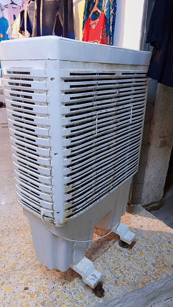 سلام عليكم
عدي هاي المبرده نوع النخبة نضيفه سعرها ١١٥ وبيها مجال للطيبين عنوان نهاية حي اور رقمي ***********
