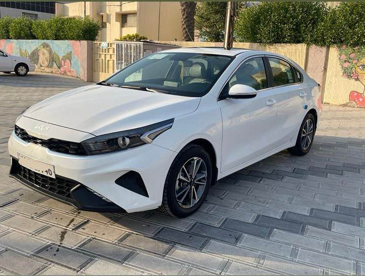 كيا سيراتو 2024 رقم بغداد خليجي سعة المحرك 2000
تبريد قطعتين شاشه كبيره بلاديه اصلي وكامرة 
حساسات خلفية لايت  LED فتح الصندوق من الريموت
فتحة سقف مري شفط مع اشارة أوضاع القيادة ECO+SPORTS +NORMAL
حساسات إطارات 
سياره مفووله للاخير مواصفات 1/1
السيارة ماشيه 29الف السياره بعدها بحاله الوكاله
الاستفسار *********** بغداد, العراق
