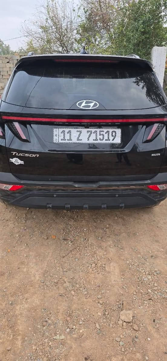 السلام عليكم
توسان ٢٠٢٣ فول مواصفات واحد على واحد ضرر جداً بسيط بدايه البنيد جهة السكن بدون داخل  الباقي كفاله عامه ماشيه ٢٧ الف السعر ٢١٥
رقم صاحب السياره ***********
