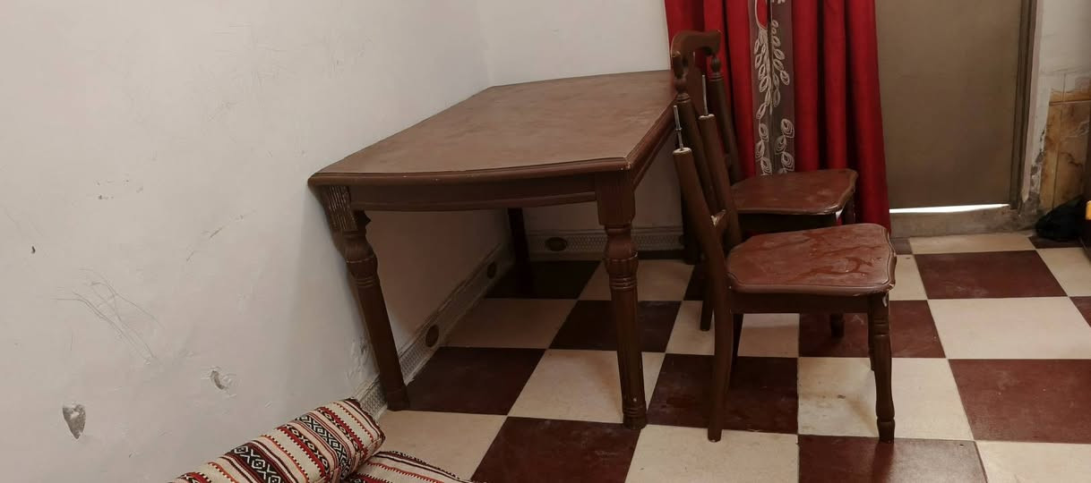 ميز طعام البيع سعر 25هوه كراسي ناصريه سومر


**إذا كنت صاحب هذا الإعلان وتريد حذفه لأي سبب، رجاءا أرسل رسالة إلى الدعم الفني**