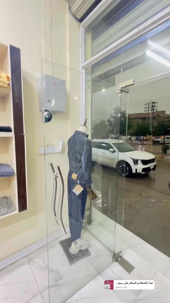 السلام عليكم 
محل ملابس رجاليه للبيع بسبب عدم التفرغ
مكان المحل سايدين السايلو قرب اسواق هجوره مقابل مصرف الدم 
المحل للبيع هو وكافة الغراض الي بي 
للاستفسار ماسنجر او على الرقم 
***********
