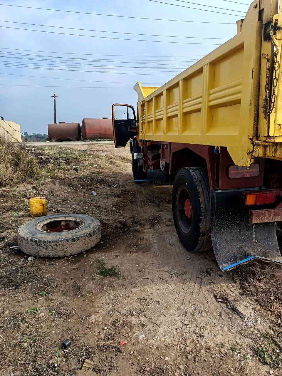 السلام عليكم البيع قجمه موديل ٨١ طويله مكفوله كير محرك تايرات بدي جديد رقمه مثنى اصفر الستفسار ***********
