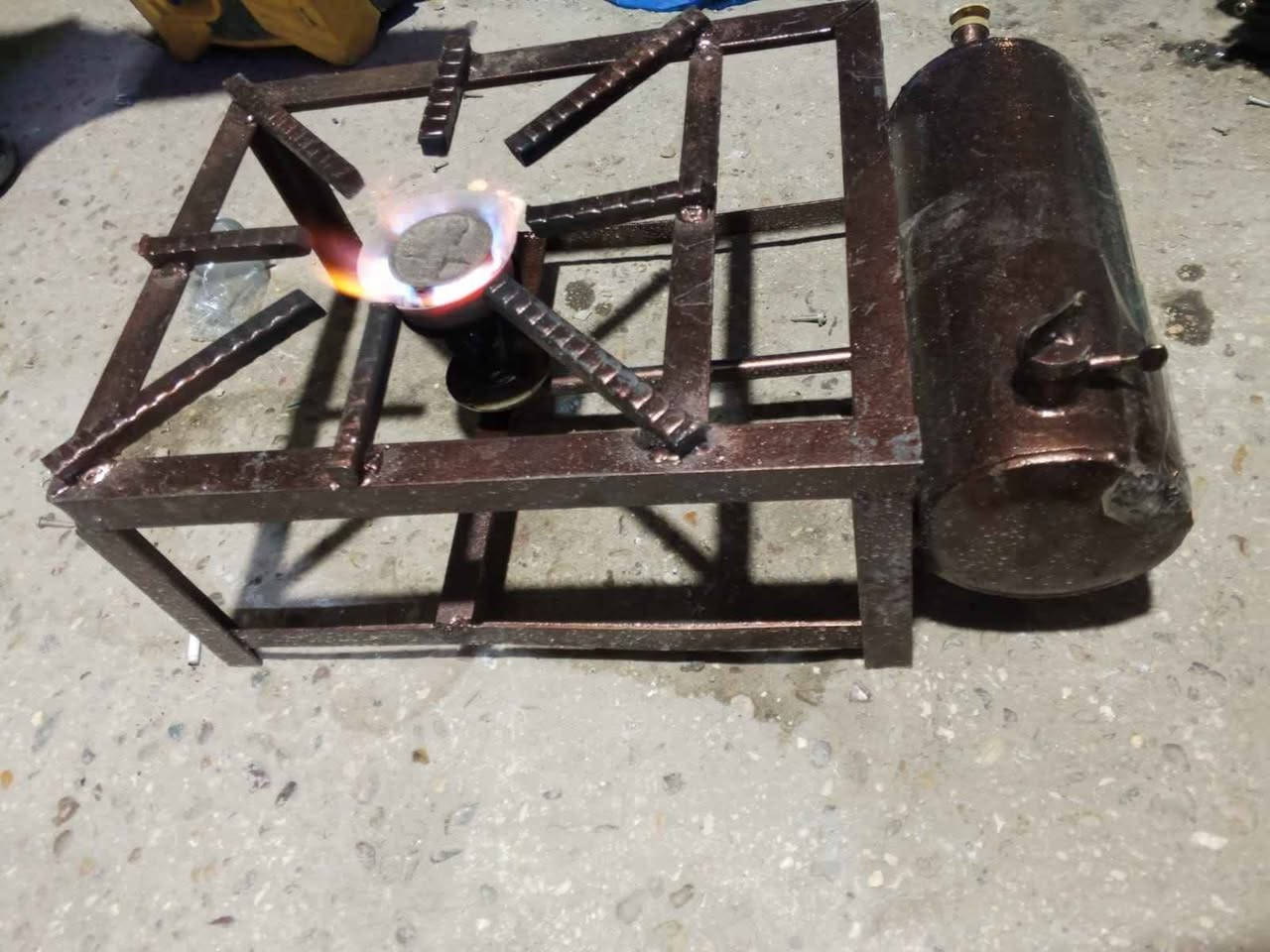 السلام عليكم 
يتوفر لدينا بريمز درجه اولى من كل النواحي 
يكون حديد يكون سعره 55 الف 
المكان /بغداد/العامريه شارع المنظمه 
الرقم /***********
او مراسلتنا على الصفحه بغداد, العراق
