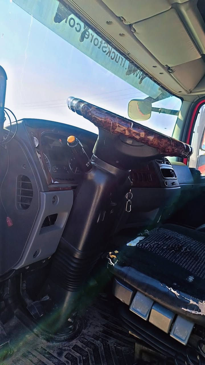 سلام عليكم اتيكو موديل 2011دبل قماره 8برغي  6 سلندر كير عادي 6  نمر مرغوب البدي طول 7/20  صقف سلايت كهربائي  المرايات هيتر نضام بريك سستم كهربائي امامي جوبلس اوتوبان حيل ناعم خلفية اكتروس كير محرك بشرط سياره ما شي 107 الف كم  سياره مال شغل سعر275 
0771 901 48 25
