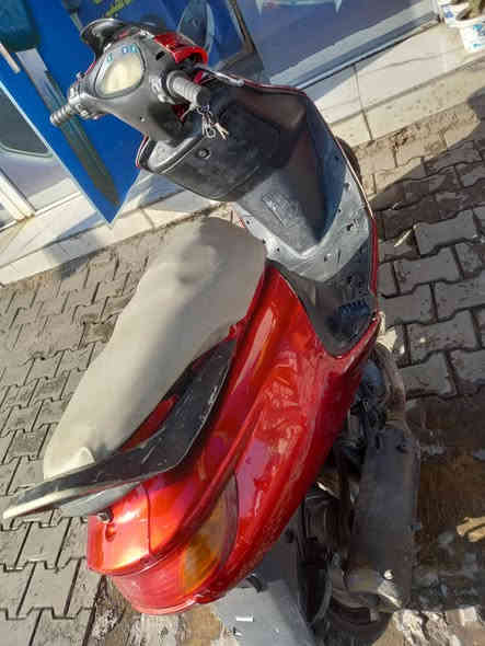 سلام عليكم فراشه البيع كامل نكره هندر واحد مثل ماموضح بالفيديو كهربائيات شغال باتري  جديد مجفته مره وحده ناعم 350 وبيه مجال ***********
