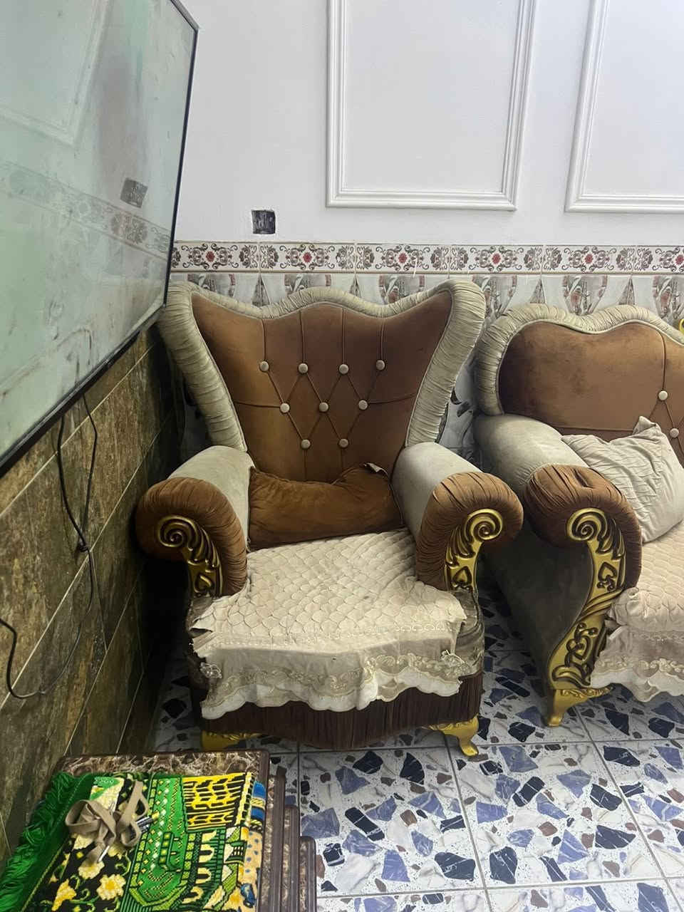 ١٠ مقاعد 
٤٠٠ وبي مجال بشعله


**إذا كنت صاحب هذا الإعلان وتريد حذفه لأي سبب، رجاءا أرسل رسالة إلى الدعم الفني**
