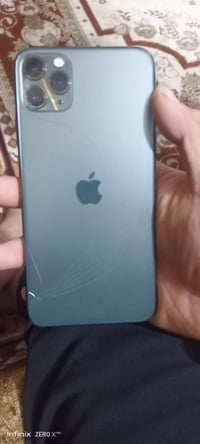 لام عليكم ١١ برو ماكس ذاكره ٦٤ مبدل بس شاشه وفيس ايدي واكف من بدلته وب...