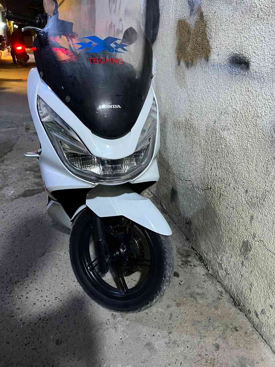 جيل ثاني للبيعjf بيها ملاحضات بسيطه السعر مليون ونص 1500 مكاني بغداد***********
