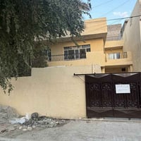 ورحمه الله وبركاته بيت للايجار في الدوره سارع ٦٠ مقابل اسواق خالد (بيت...