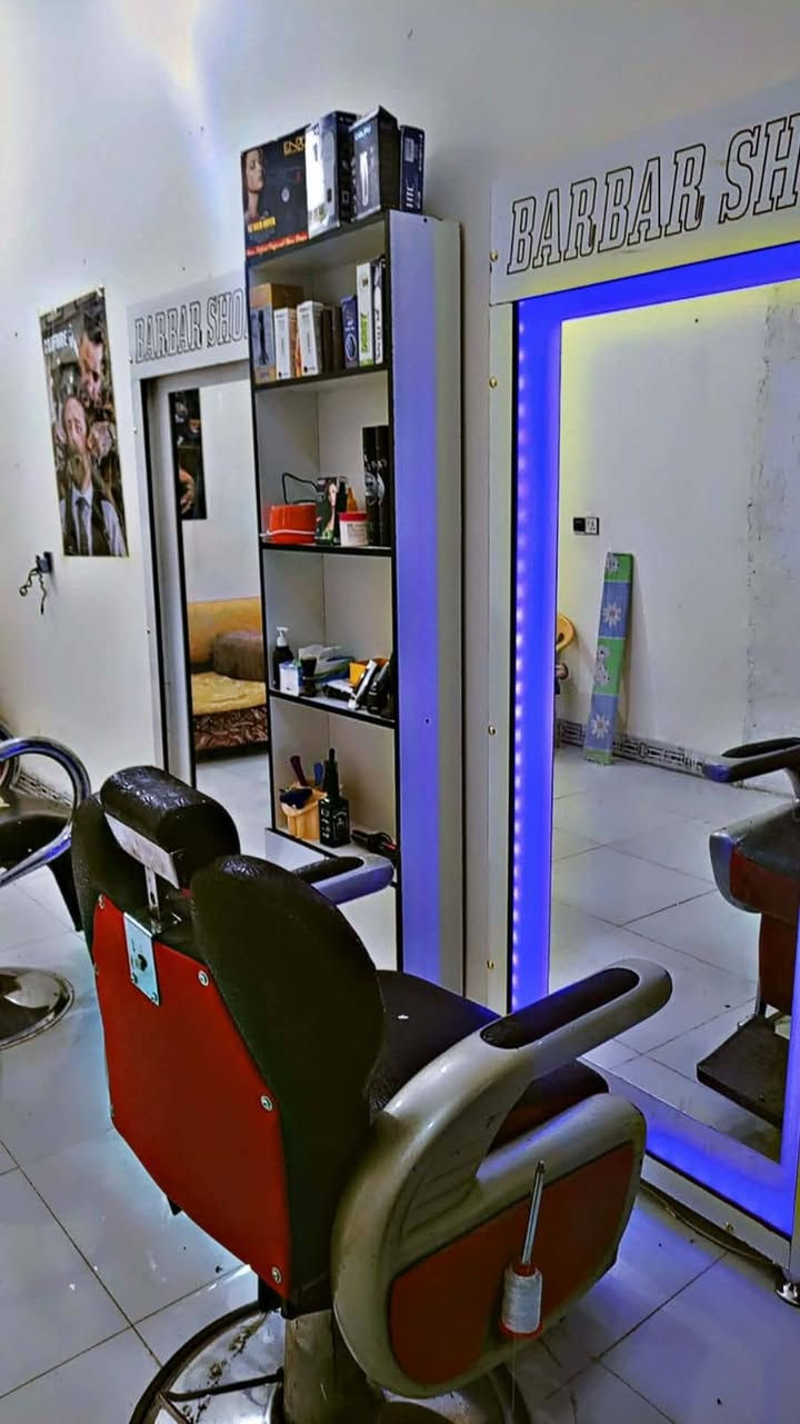 غراض حلاقه نضيفات وبأسعار مناسبه  حي الجهاد وهذا رقم *********** اني مكلفه بنشر
