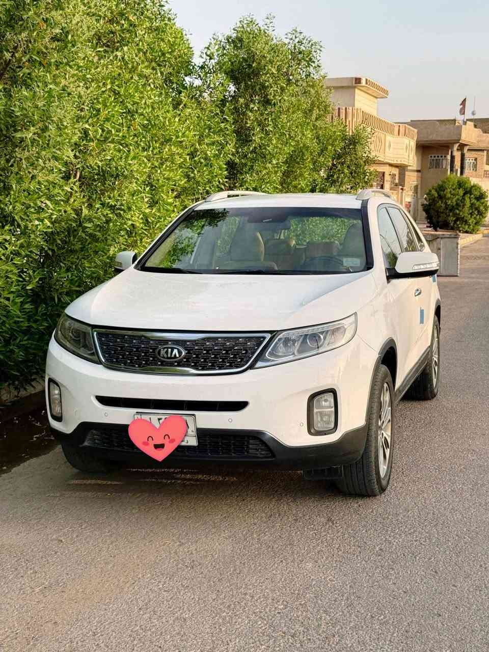 سورنتو ٢٠١٥ خليجي
٧ راكب 
٣ قطع تبريد 
حساسات امامي خلفي 
بردات خلفية 
مري شفط
ماشية ١٥٧ الف 
محرك ٢٤٠٠ جديد 
حادث بيهه صفحة السكن بابين ودوسة تبديل جديد
رقم واسط 
مكاني كوت
السعر ١٤٠ $
الاتصال:   ***********
