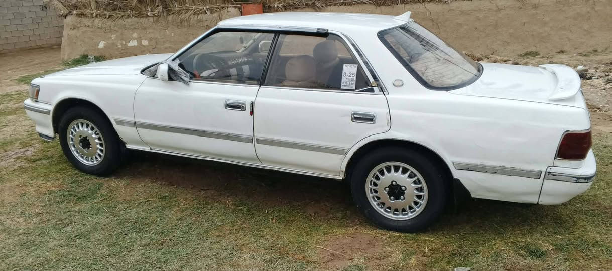 السلام عليكم
شيزر مصطره موديل 92 رقم ذي قار مشروع وطني سنويه لغايه 29 راعيها بالشطره مكفولة من العيب الشرعي والصبغ العام حداديه تبريد تخم تاير مكينه وكير ونجي كهربائيات شغاله سنتر لك مكاني ذي قار  الشطره الاتصال على الرقم او مراسله على الخاص ***********
