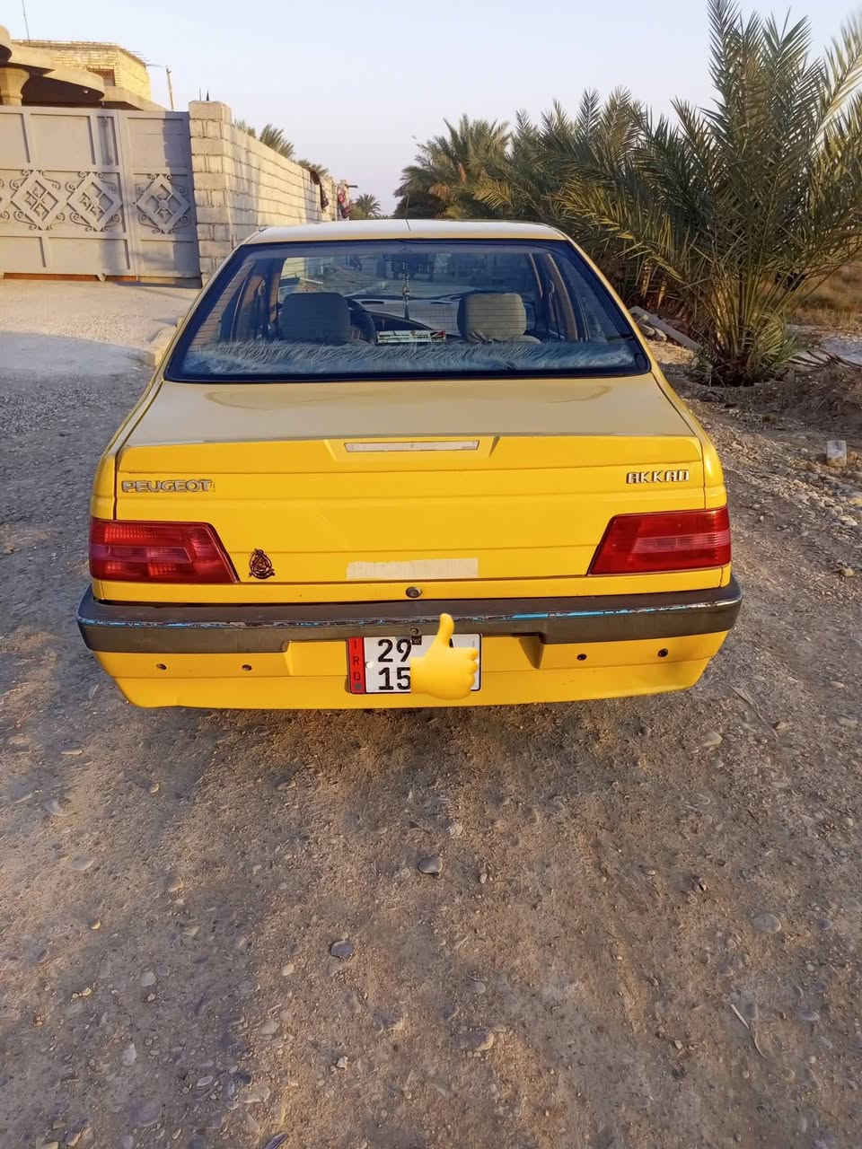 سلام عليكم.
بيجو لميس. موديل. 16.

 1  السيارهه كفاله عامه من ضربه او صبغ كلها بلاديه

2. محرك او كيرر خيرر من الله. لا تنقيص ولا تبخير 

3. تبريدد ثلج. دوشمه جديدهه. 

4.تخم تايرر جديد بيهاا. او مناقصهاا اي شي. كبل لشارع

5. رقام نكليزيه رقم واسط تحويل مباشرر. 

6. مكان واسط كوت.  انيي مكلف بنشرر 

‏‪***********‬‏ للتواصل.
