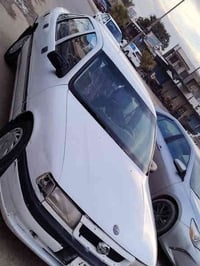 فيكترا • ١٩٨٩ • محرك ١٫٨