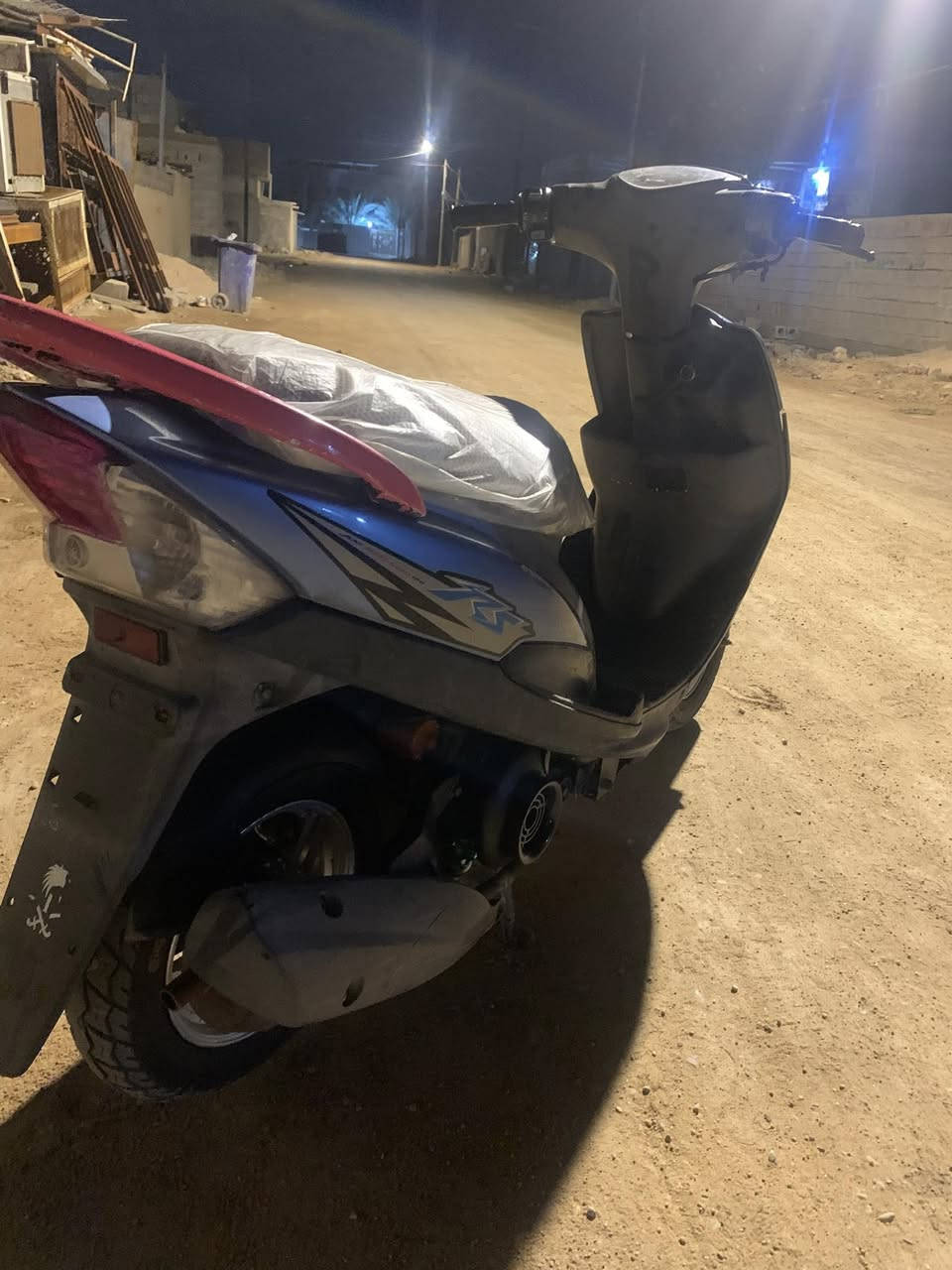 سلام عليكم دراجه لبيع بلاديه 49 دراجه خير من الله شوفت عينك مكينه خرسه شرط ما تنسمع شلعه معدل كلش حلوه دراجه قفال سكان شغال قفال صندوك شغال اشاير شغاله سكنات عينه لونين لايت زنون دراجه ختم واحد شرط تجي تحسبهن بيدك مكان بصره ابو الخصيب سعر دراجه قفل 650 ما احب لمداهر قفلها الي تعجبه هاذ رقمي ***********
