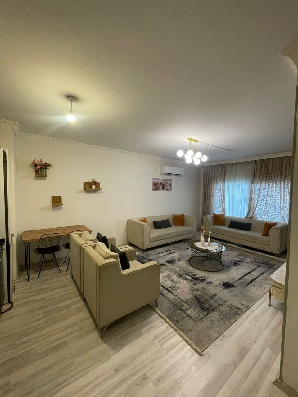 شقه للايجار و للبيع💣⛔️

شقه غرفه و صاله موثث😱 
كامل اثاث كلش حلو🛌
مساحه الشقه ٨٣ 🔑
متر في لالاف ستي اربيل🌇

⛔️⛔️سعر الايجار ٣٥٠$ فقط⛔️⛔️

للتواصل: https://wa.me/message/PONL5JO6GPVXC1

#ايجار #بيع #شقه


**إذا كنت صاحب هذا الإعلان وتريد حذفه لأي سبب، رجاءا أرسل رسالة إلى الدعم الفني**