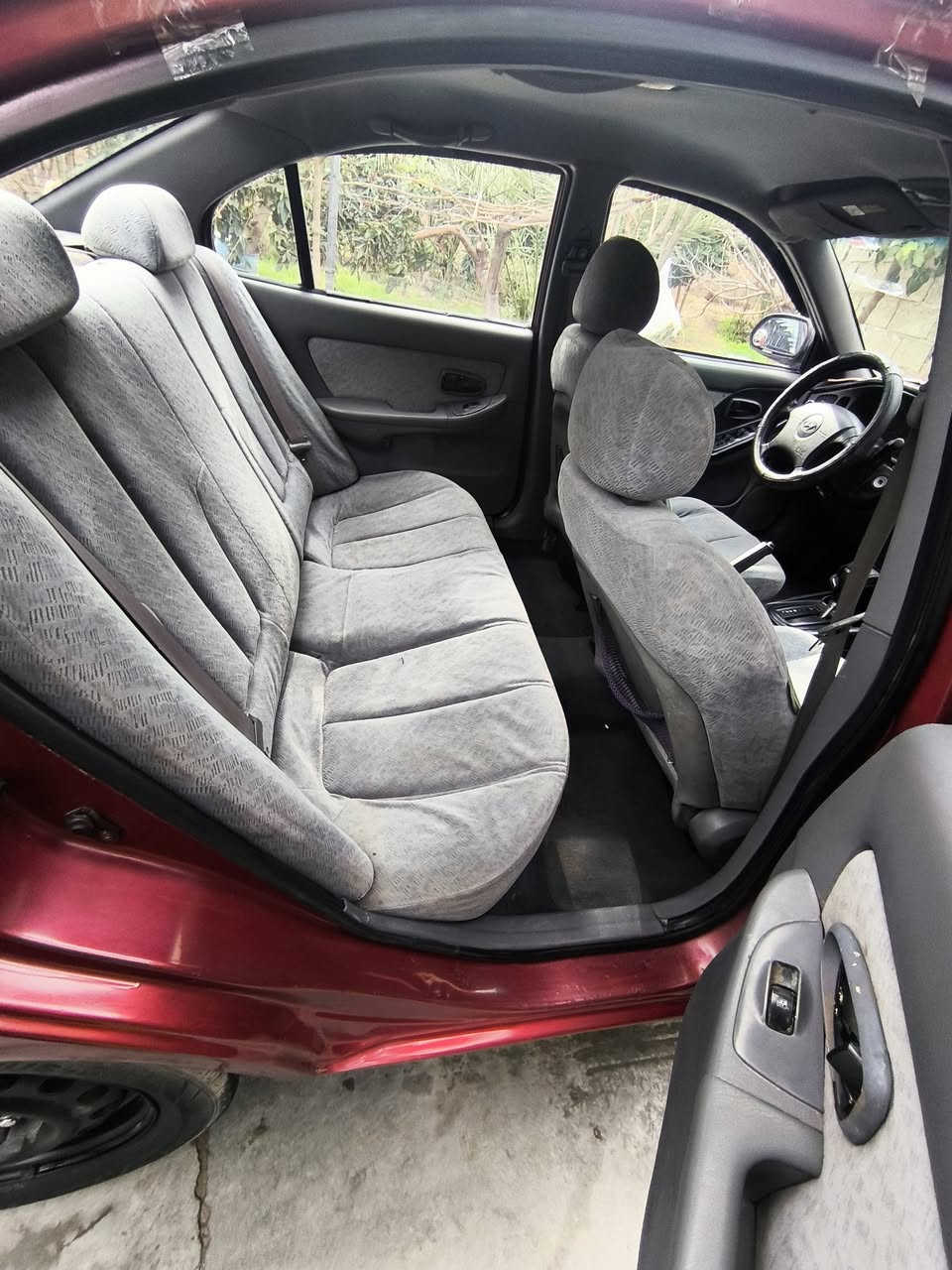 سياره النترا للبيع 2004 محرك  2000 مشروع وطني سعر 69 وبيها مجال العنوان ديالى رقم ***********
