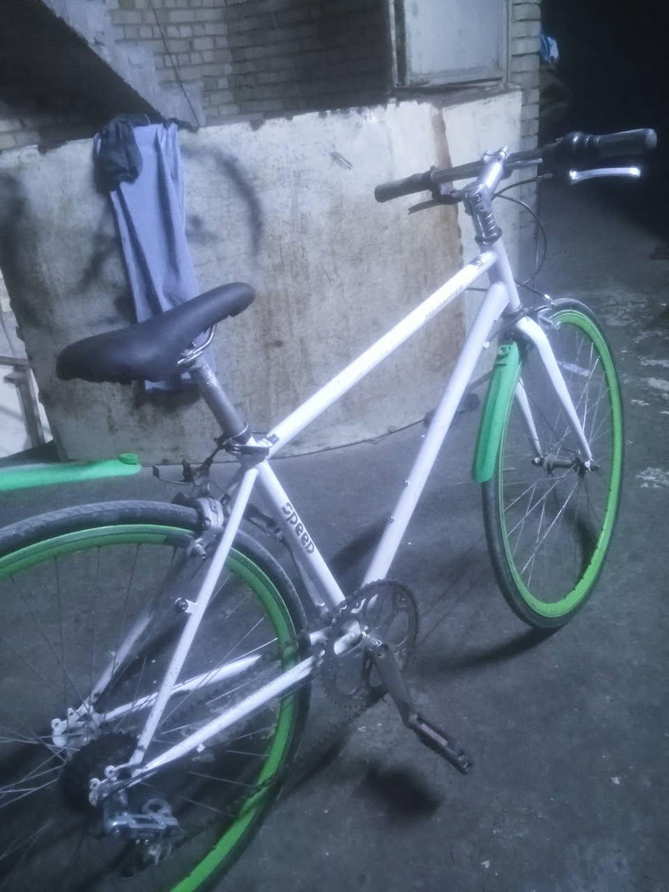 بايسكل لبيع حجم 26 كامل مابي نقص
مكاني البلديات 🤍 *********** 
سعر 60
