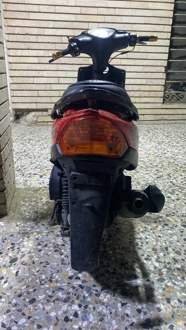 سلام عليكم شباب
ماكس عدله 
دراجه نضيفه جدا شلعه ومعدل تشك الكاع
مكينه 55 
كلجات WF
صالنصه FM
فلاوين جديد
كتف جديد.   باتري جديد. 
كابريتر جديده وكاله 
ضفيره جديد بلاديه اصليه.
لايتات اشاير هورن كله جديد
تاير امامي جديد
دشبول معه سواد ومعه عضمات سكليتر جديد
بكلايت خلفي معا الاشاير جديد
دراجه نكره سلف بكل وقت 
قبق فلاوين رياضي
تعلاكه رياضي 
يدات سكليتر رياضي
صالنصه رياضي
كامله مكمله من دون نقص
600وبي مجال للشراي
مكاني بغداد


**إذا كنت صاحب هذا الإعلان وتريد حذفه لأي سبب، رجاءا أرسل رسالة إلى الدعم الفني**