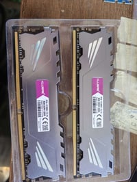 كمبيوتر • للبيع