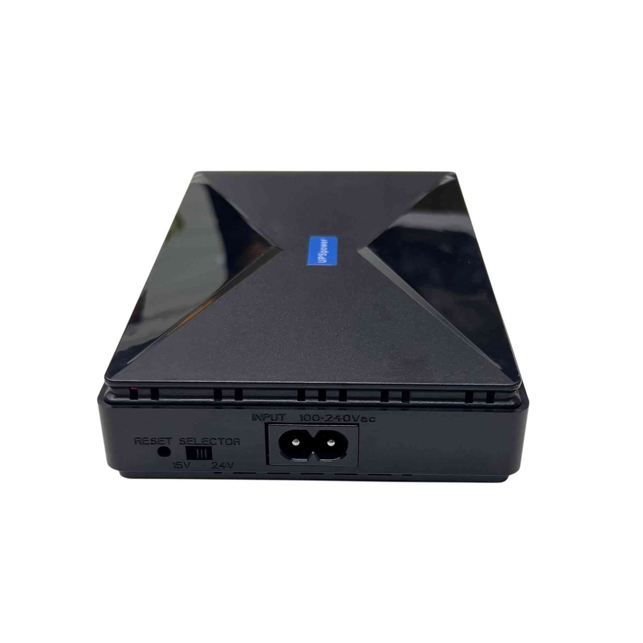 Mini UPS متعدد المخارج 5V/9V/12V مع منفذ POE وبطارية 8800mAh
• وحدة Mini UPS عملية لتوفير طاقة احتياطية للأجهزة المتوافقة عند انقطاع الكهرباء.

• يدعم مخارج متعددة: USB 5V وDC 5V / 9V / 12V.

• مزود بمنفذ POE مع اختيار جهد 15V أو 24V.

• بطارية ليثيوم مدمجة بسعة 8800mAh.

• يعمل بمدخل كهربائي واسع 85–260Vac بتردد 50/60Hz.

• يحتوي على مؤشرات LED لحالة التشغيل ومخارج POE.

• مزود بمنفذي Ethernet (LAN وPOE) لنقل البيانات والطاقة عبر كابل الشبكة.

• النوع: MINI UPS
• سعة البطارية: 8800mAh
• أقصى قدرة خرج: 18W
• جهد الإدخال: 85–260Vac
• التردد: 50/60Hz
• مخارج الجهد: 5V / 9V / 12V
• منفذ USB: 5V / 2A
• خرج DC 5V: 2A
• خرج DC 9V: 1A
• خرج DC 12V: 1A
• خرج POE: 15V / 0.6A أو 24V / 0.6A
• الوزن الصافي: 0.4 كغم
#للتواصل مراسلة الصفحة
#الجميع


**إذا كنت صاحب هذا الإعلان وتريد حذفه لأي سبب، رجاءا أرسل رسالة إلى الدعم الفني**