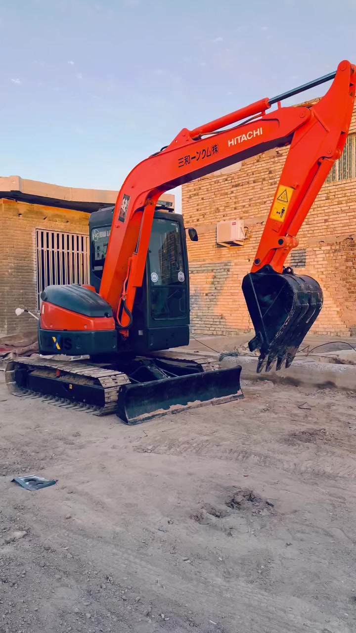 السلام عليكم حفار صغير للبيع
هيتاشي  منفيس

مشتغله قليل بالعراق 

‏zaxis UR 55/

عدد ساعات العمل 7000 

جب طويل 

محرك جديد لا تنقيص ولا تبخير 

حداديه جديده 

جكات جديده 

مضخة جديده

موديل 2005 اصل 

كهربائيات كامله 

المكينه ما بيها اي نقص 

احلى من الصور

 

الشراي يتصل /

***********

***********

@
