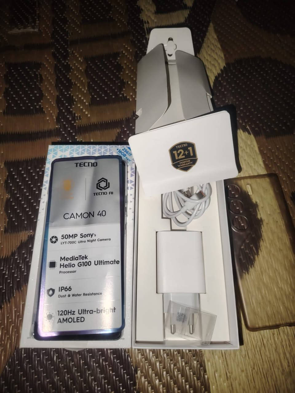 السلام عليكم مبايل لبيع شرط
كامون 40برو السعر 250 بي مجل شي قليل
ملحقات كاملا مستخدم 10 أيام للاستفسار رقم 
***********
مكان الموصل الايمن
