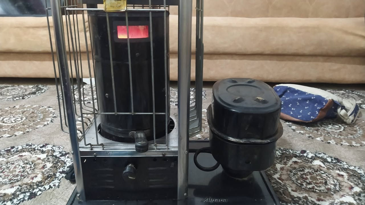 السلام عليكم  صوبه نفطيه للبيع نضيف جدن واسعار مناسب المكان حديثه خفاجيه رقم الهاتف  ***********
