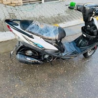 دراجه ماكس نضيفه متوازي على بيعتها ‭0773 402 7402‬ للاتصال