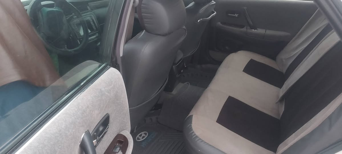 بسم الله الرحمن الرحيم
السلام عليكم 
سيارة راس الثور مكينه وكير وحدادية وتخم تاير مكفولات السيارة مرشوشه للجمالية السعر 95وبيها مجال حك الجيه
مكلف بالنشر للتواصل ***********
