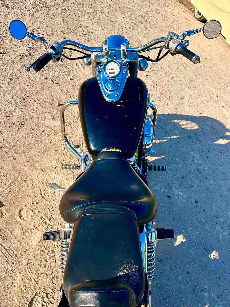 السلام عليكم 
دراجه نوع هارلي شادو 
لون اسود 
دراجه بلاديه
400cc.    ٤سلندر
دبل اكزوز بلادي 
دراجه كامله كهربائيات 
محرك كير مكفولات 
خمس نمر 
نكره سلف 

السعر (16)ورقه 

مكان الدراجه في الفلوجه حي العسكري 
للاستفسار ‭+٩٦٤ ٧٨٥ ١٦٩ ٤٩٣٠


**إذا كنت صاحب هذا الإعلان وتريد حذفه لأي سبب، رجاءا أرسل رسالة إلى الدعم الفني**