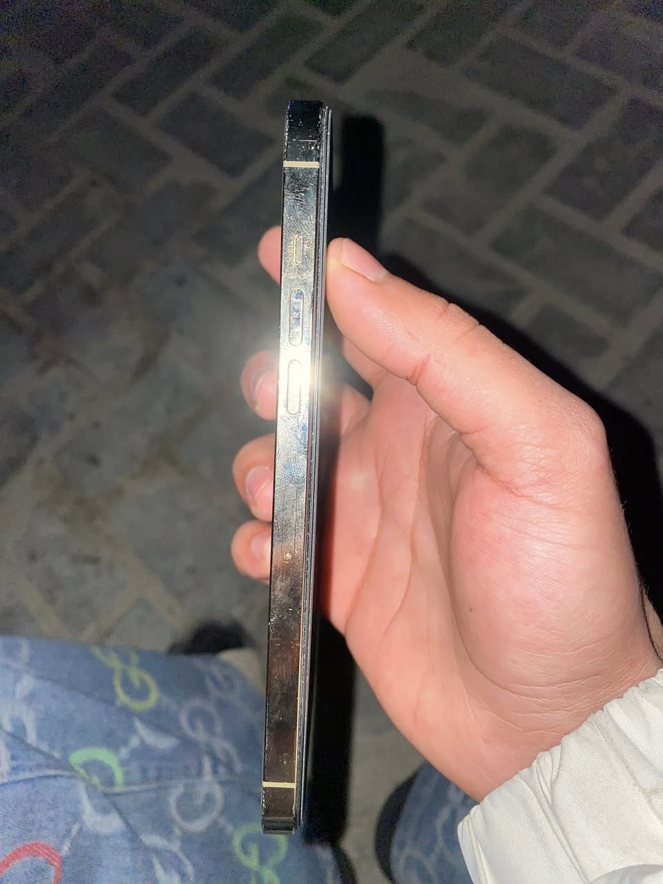 السلام عليكم أيفون 12 برو ماكس
ذاكره 128 بطاريه 77جهاز 
نضيف مجرد مستبدل شاشه +فيس ايدي متوقف 
الموقع بغداد جديده 
للستفسار الاتصال على هذا الرقم
***********
